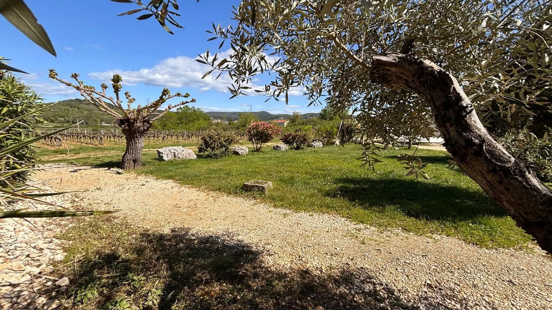 Holiday home Les Chalets De Chamont Cocoon Duo Ruoms